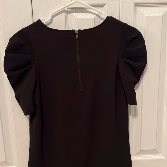 Black Dress with pockets - Picture 3 of 3